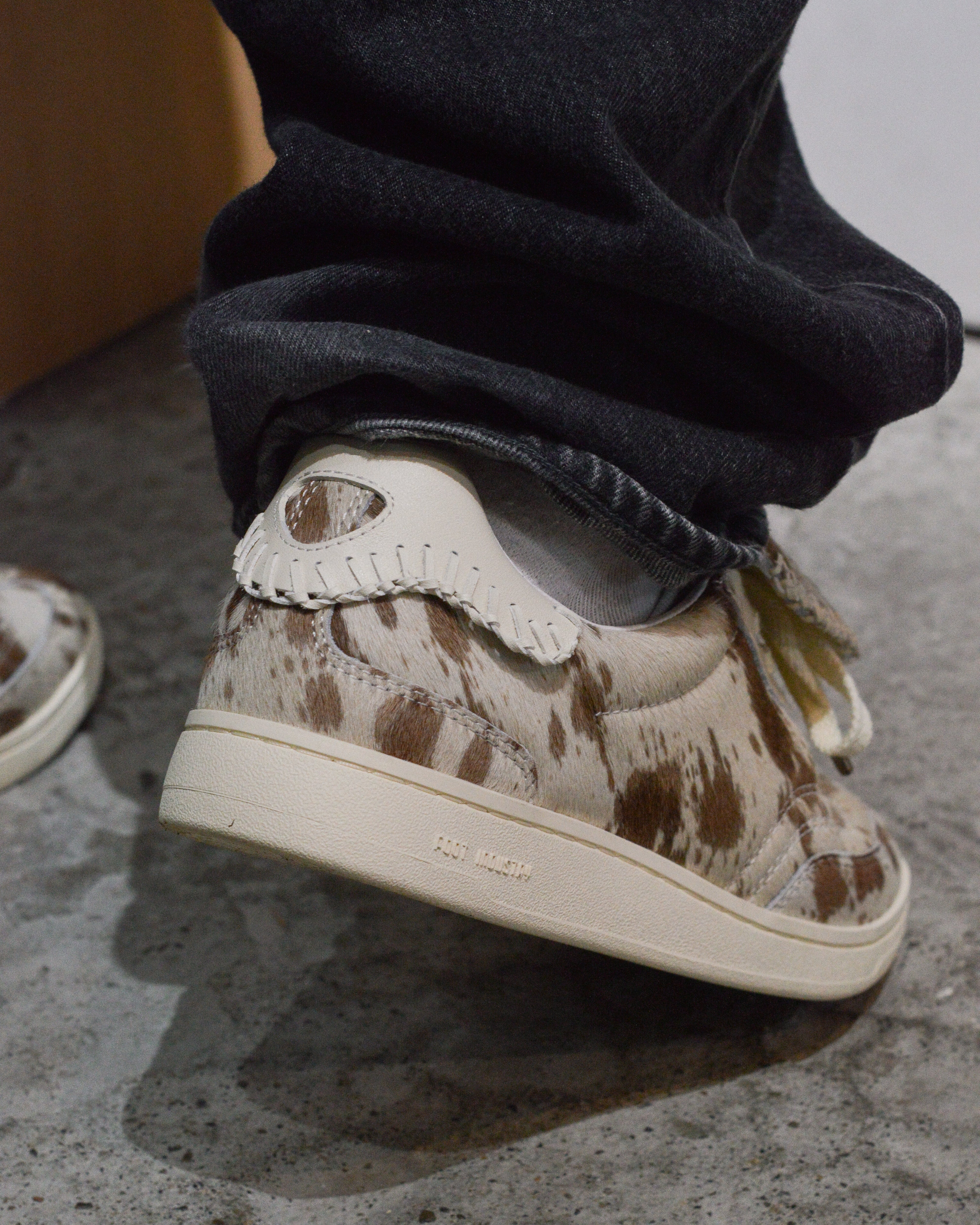 FOOT INDUSTRY – HL STORE